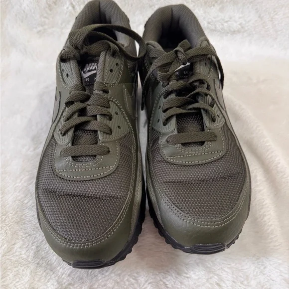 Nike Men's Dark Olive Sneakers - Picture 2 of 5